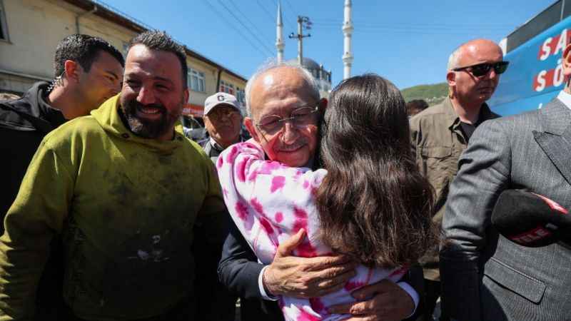 Kılıçdaroğlu, Maden emekçilerinin yanında