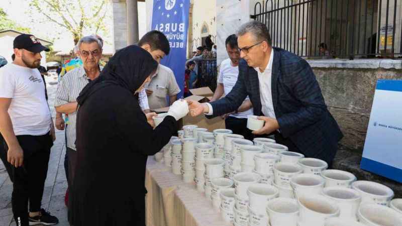 Aşure kazanları birlik için kaynadı