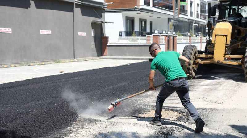  Altınkum Mahallesi’nde yollar yenileniyor