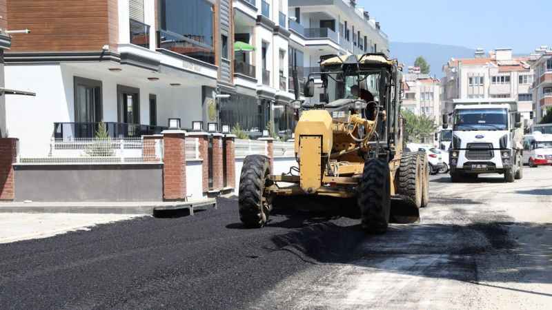  Altınkum Mahallesi’nde yollar yenileniyor