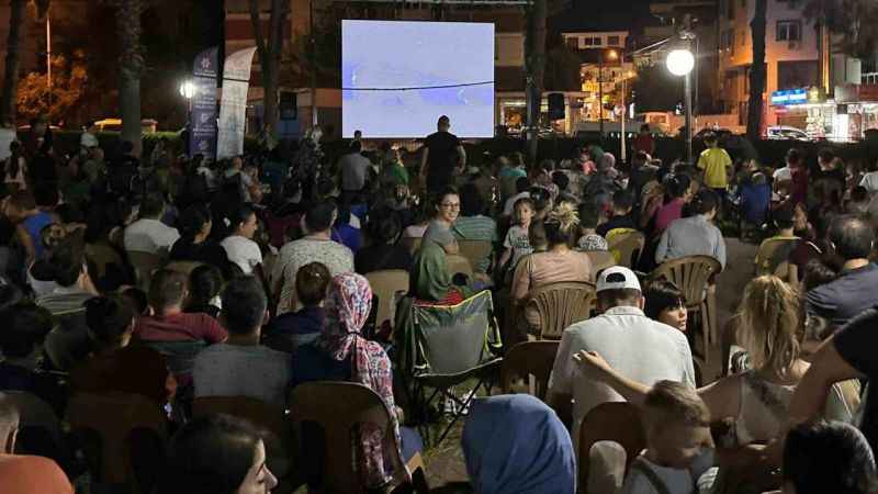 Kültür ve eğlence Nazilli'de buluşuyor: Açık hava sinema geceleri başladı!