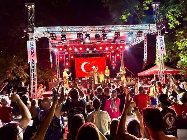 11. Uluslararası Quick Sigorta Balıkesir Motosiklet Festivali katılımcı rekoru kırdı