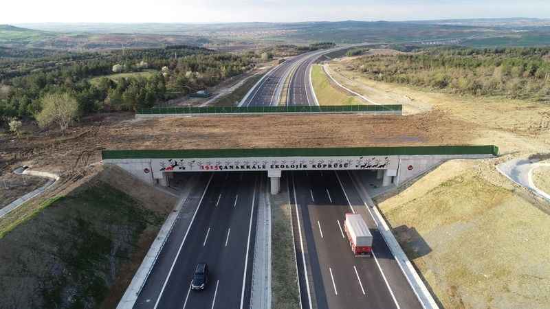 Bakan Uraloğlu: Ekolojik Köprülerle Yaban Hayatına Can Katıyoruz