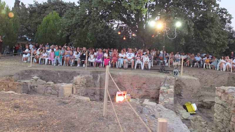 Burhaniyeliler bu festivali çok sevdi: Tarih ve Sanat iç içe!