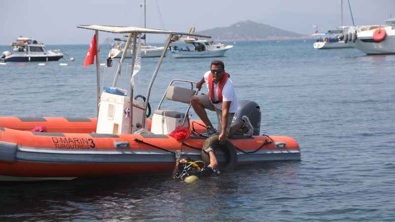 Başkan Aras temiz Bodrum için çalışıyor: Denizden çıkanlar şaşkınlık yarattı!