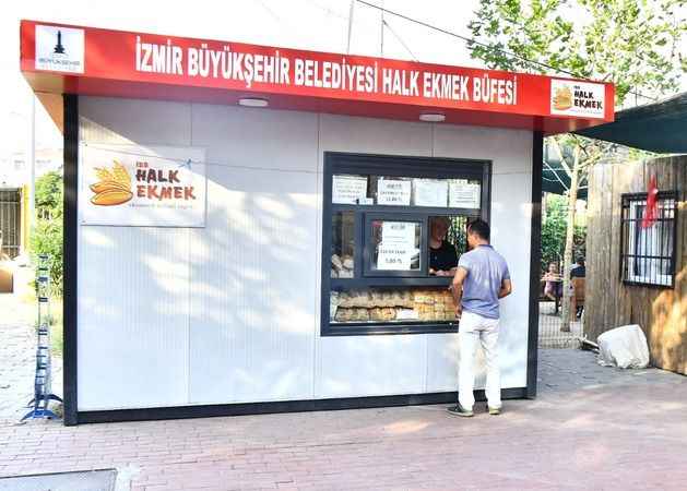 İzmir Büyükşehir Belediyesi ucuz ve sağlıklı ekmek üretiyor