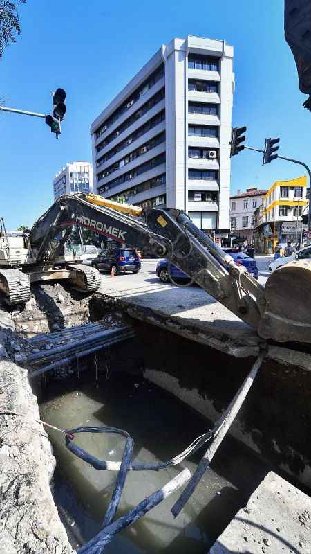 Kemeraltı'nın 50 yıl boyunca su sorunu kalmayacak!