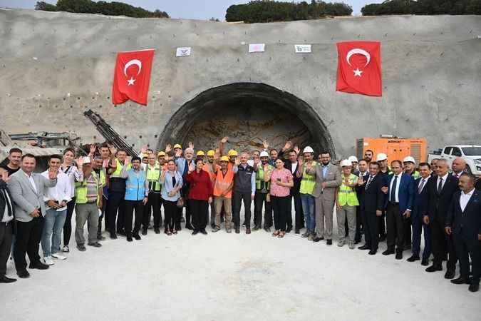 Ankara-İzmir hızlı tren hattı 2027'de hizmete girecek