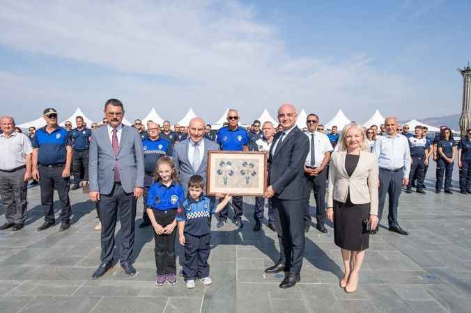 Başkan Soyer “100 zabıta personeline ihtiyaç var ama 40 kişilik kadro verildi”