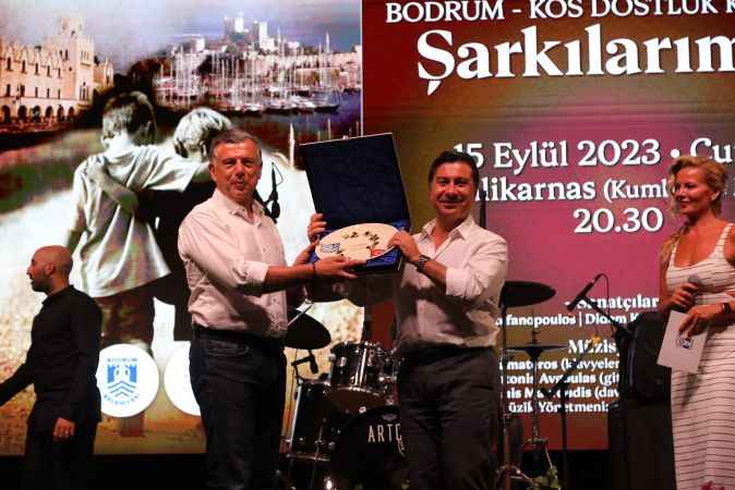 Bodrum'da dostluk konseri