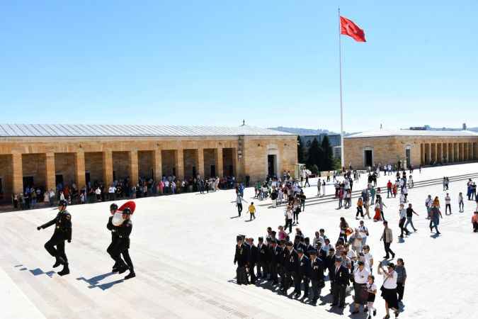 Bodrum’un gazileri atasının izinde