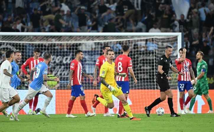 Lazio kalecisi uzatmalarda golü attı! A.Madrid yıkıldı..