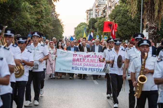 Soyer: “Bu festivali İzmir'in hiç bitmeyecek barış mücadelesine adıyoruz”