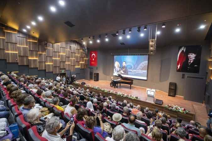 Soyer: “İzmir yine dönüşümün lokomotifi olacak”