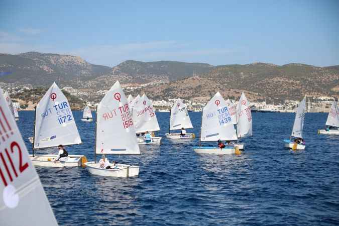 Bodrum Uluslararası Optimist Yarışları start aldı