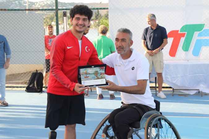 Bodrum Tekerlekli Sandalye 100. Yıl Tenis Turnuvası sona erdi