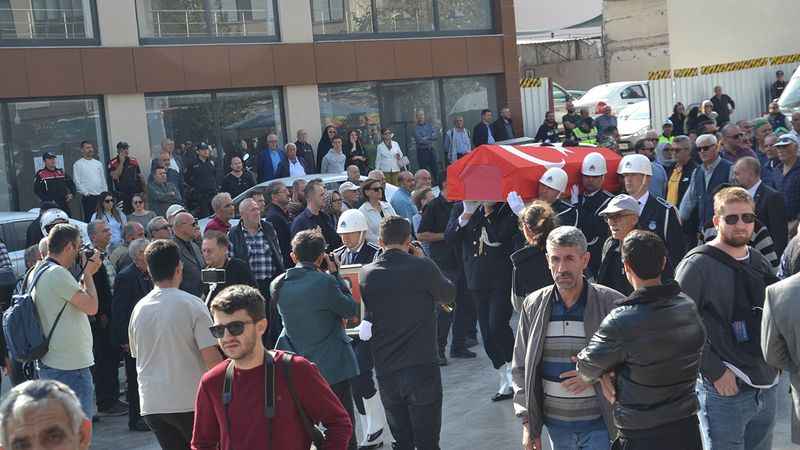 Eski Belediye Başkanı Sami Gökdeniz, son yolculuğuna uğurlandı