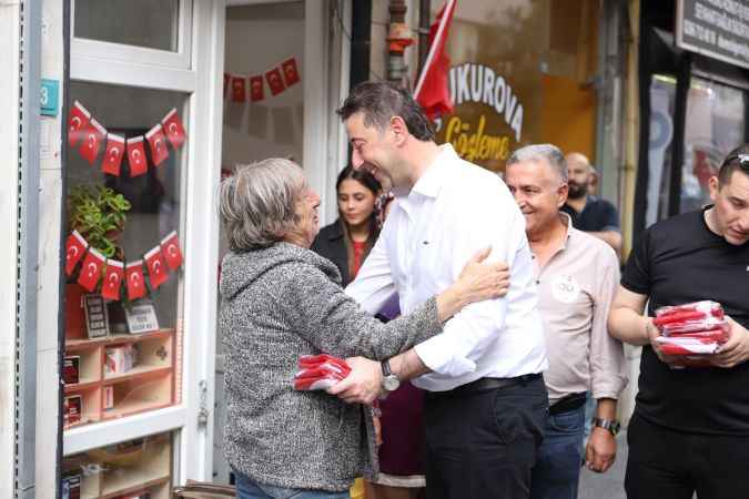 Bandırma'da yer gök kırmızı beyaz