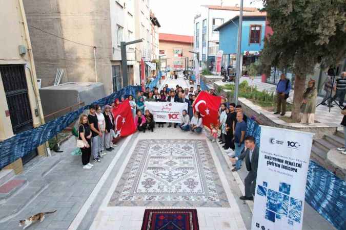 Cumhuriyet’in 100. yılında 100 metre kumaş kök boya ile boyandı