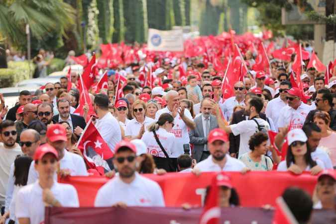 Efeler'in 100.yıl anıtı, Cumhuriyetin 100. yılına çok yakıştı