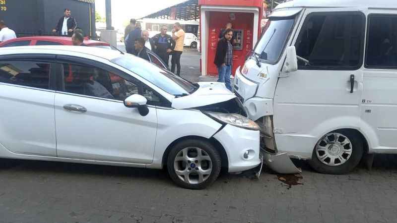 Edremit'in en işlek caddesinde kaza