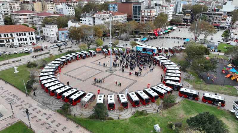 Büyükşehir’den Bandırma ulaşımına 565 Milyon liralık yatırım: 55 yeni otobüs Bandırma yollarında