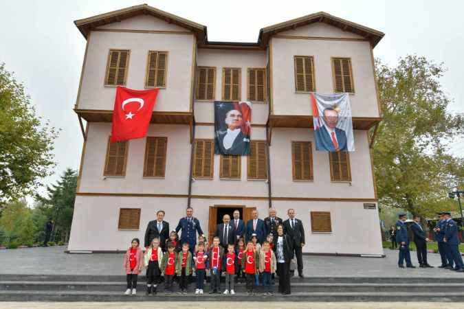 Karesi Atatürk Evi’ne 10 Kasım’da ziyaretçi akını