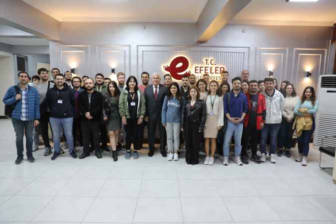 Efeler Belediyesi intern öğrencilerini ağırladı