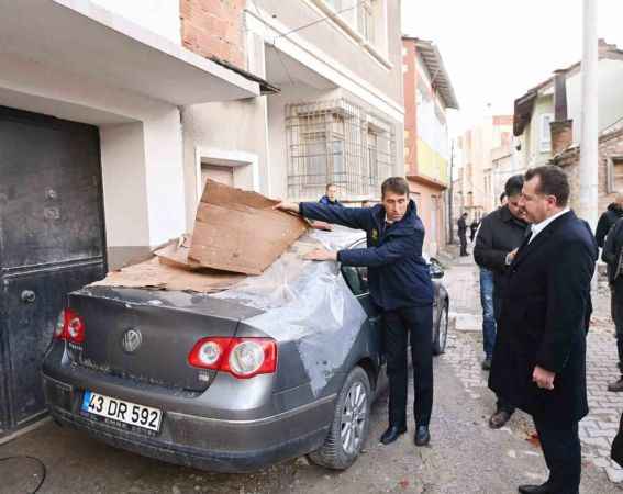 Başkan Yücel Yılmaz, Havran’a gelerek geçmiş olsun ziyaretlerinde bulundu