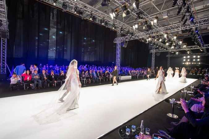 Avrupa’nın en büyük moda fuarlarından IF WeddingFashion İzmir başladı