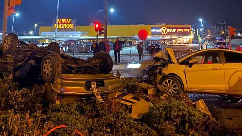 Burhaniye’de hastane kavşağı savaş alanına döndü! 1 ölü, 2 yaralı