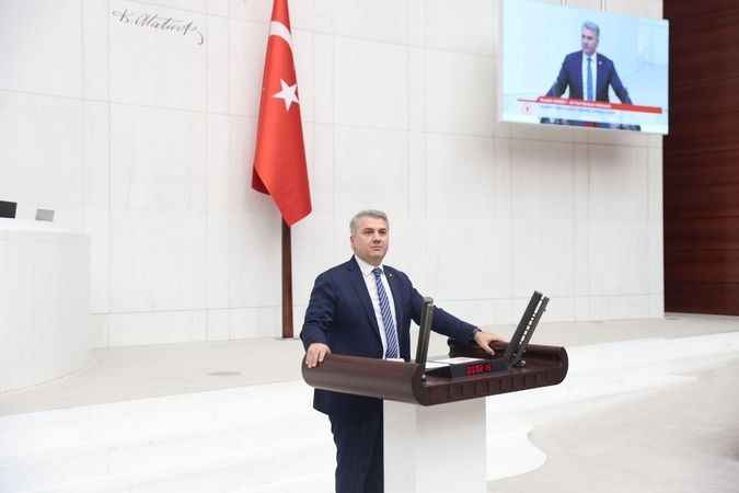 Mustafa Canbey; “Türkiye Yüzyılı Vizyonlarımıza Ulaşılabilmesi Ancak Güçlü Bir Aile Yapısıyla Mümkündür.”