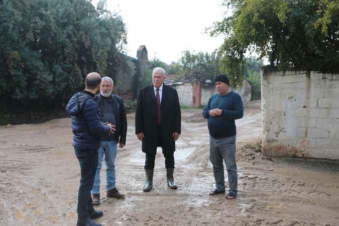 Başkan Atay sel mağduru vatandaşlarla buluştu