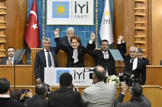 Akşener; “İYİ Parti, Türk’süz bir Türkiye düşleyenlere karşı ‘Ne mutlu Türk’üm diyene!’ diyebilmek için kuruldu.”