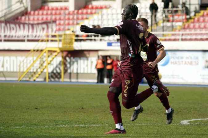 Hakemlere rağmen son anda! Tuzlaspor: 1 Bandırmaspor: 1