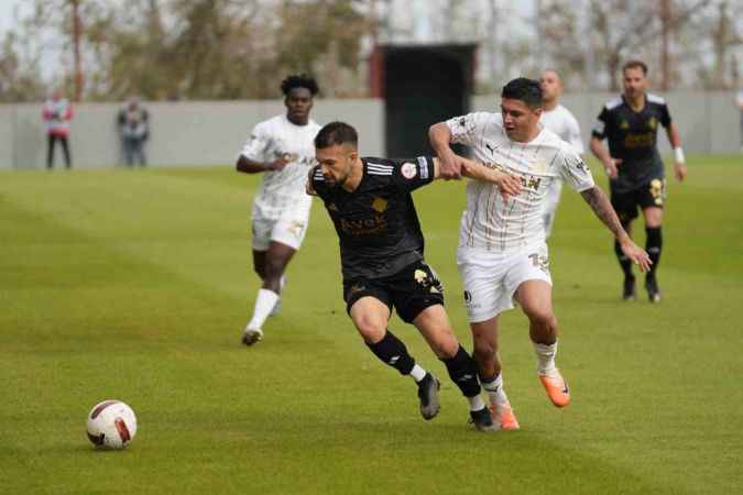 Manisa nefes aldı: Manisa FK: 3 - Altay: 0