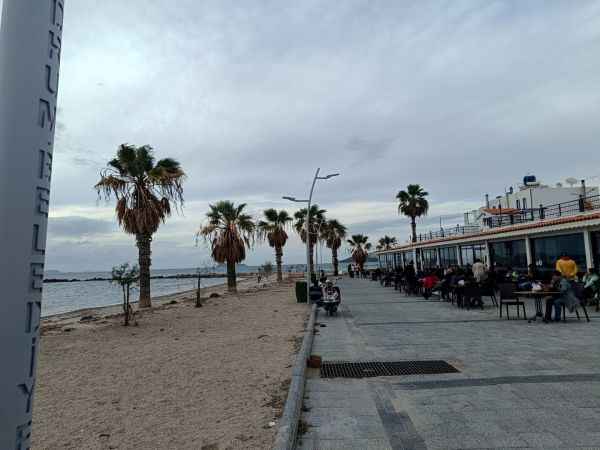 Bodrum'da Turgutreis sokakları ışıl ışıl