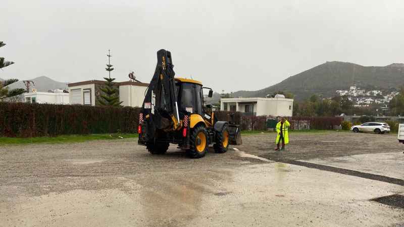 Bodrum'da yağmur alamı.. Belediye ekipleri 7/24 teyakkuzda 