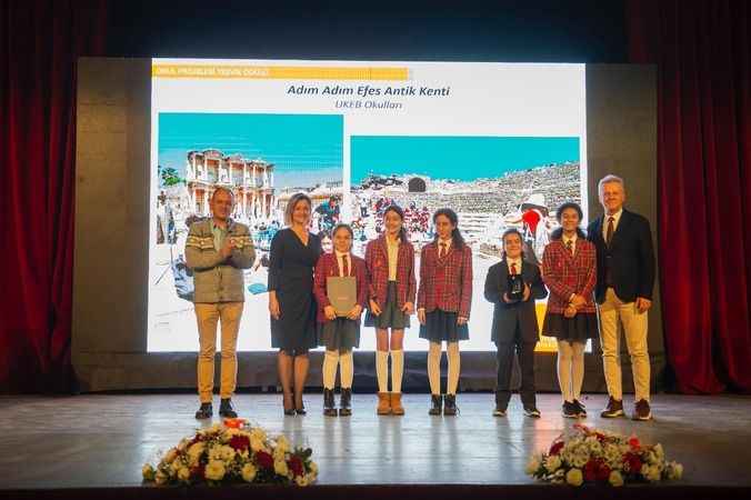 İzmir'de “Tarihe Saygı Yerel Koruma Ödülleri” törenle sahiplerini buldu