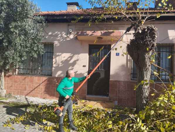 Efeler’in ekipleri güvenli kent için sahada