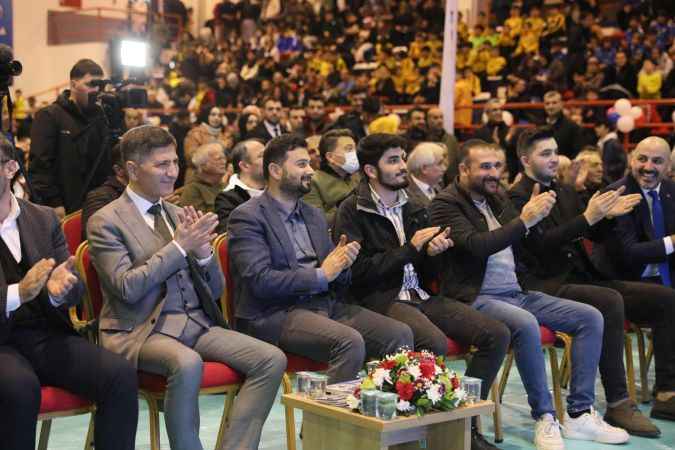 Kâğıthane Belediyesi'nden Amatör Spor Kulüplerine destek