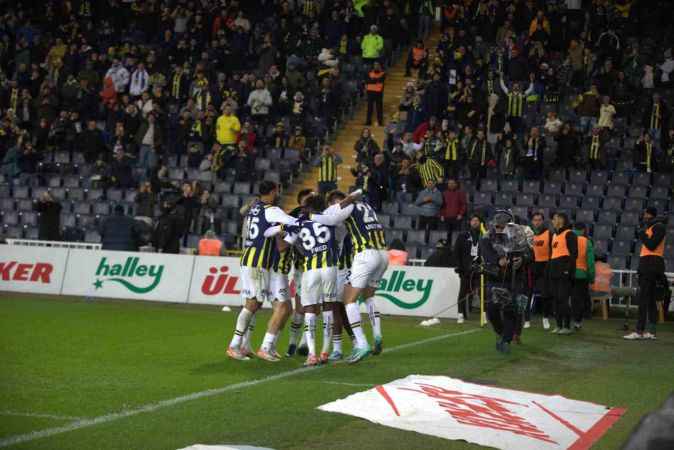 Fenerbahçe'den gol şov: Fenerbahçe: 7 Konyaspor: 1