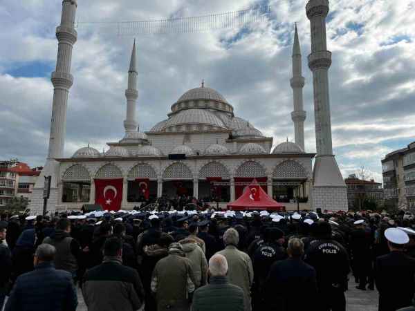 Erdek'te göz yaşları sel oldu, Erdek şehidine ağladı..