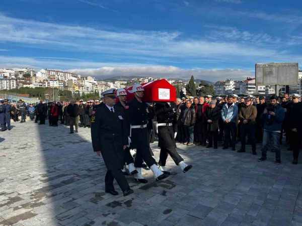 Erdek'te göz yaşları sel oldu, Erdek şehidine ağladı..