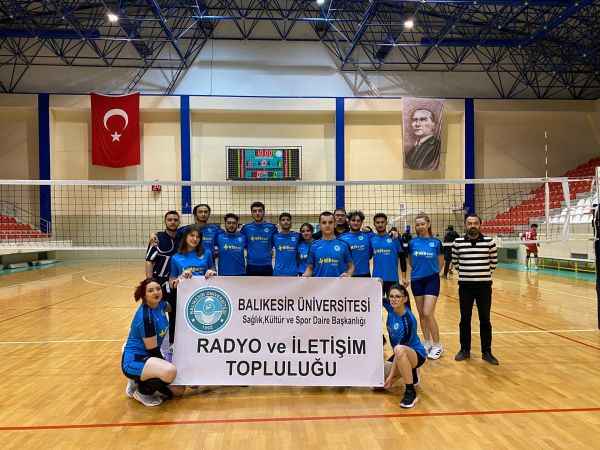 BAÜN Öğrenci Toplulukları Voleybol Turnuvasında Ödüller Sahiplerini Buldu