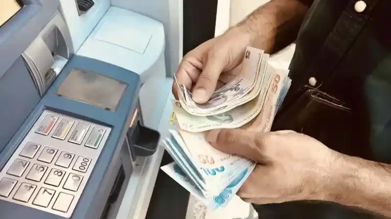 Balıkesir'de akıl almaz ticaret..! Banka havalesiyle uyuşturucu satmışlar..!