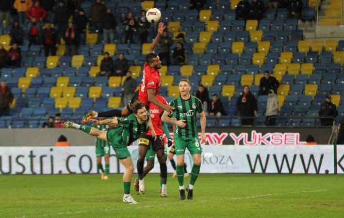 Gençlerbirliği: 3 - Sakaryaspor: 1