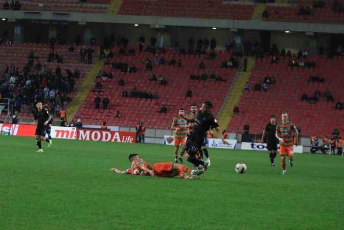 Hatay 90'da yıkıldı.. Hatayspor: 1 Alanyaspor: 1