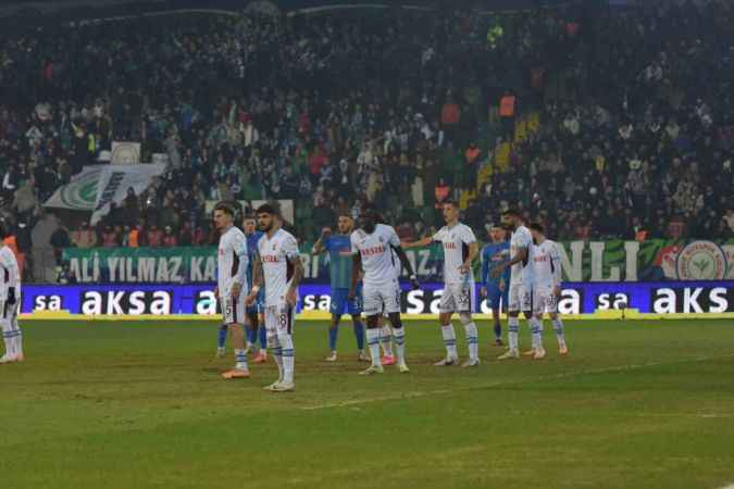 Karadeniz derbisi Rize'nin: Çaykur Rizespor: 1 Trabzonspor: 0