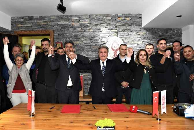 Bornova Belediyesi’nde tüm çalışanları sevindiren sözleşme